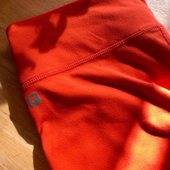 Fabletics 2 Exercise pants - Picture 2 of 4